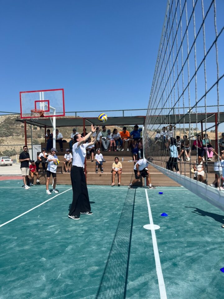 Team Paribu, depremden etkilenen çocuk ve gençler için Hatay'da ilk spor tesisini açtı - ParibuLog